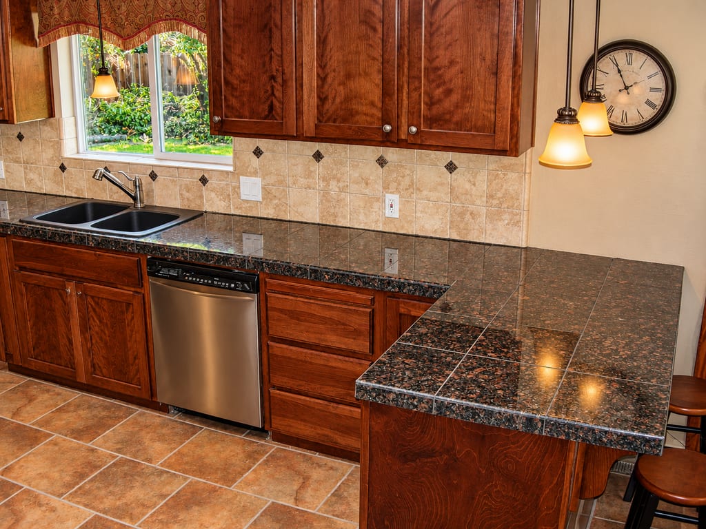 Mattos solid-wood kitchen remodel: completed work by Wake Construction in Minden, NV