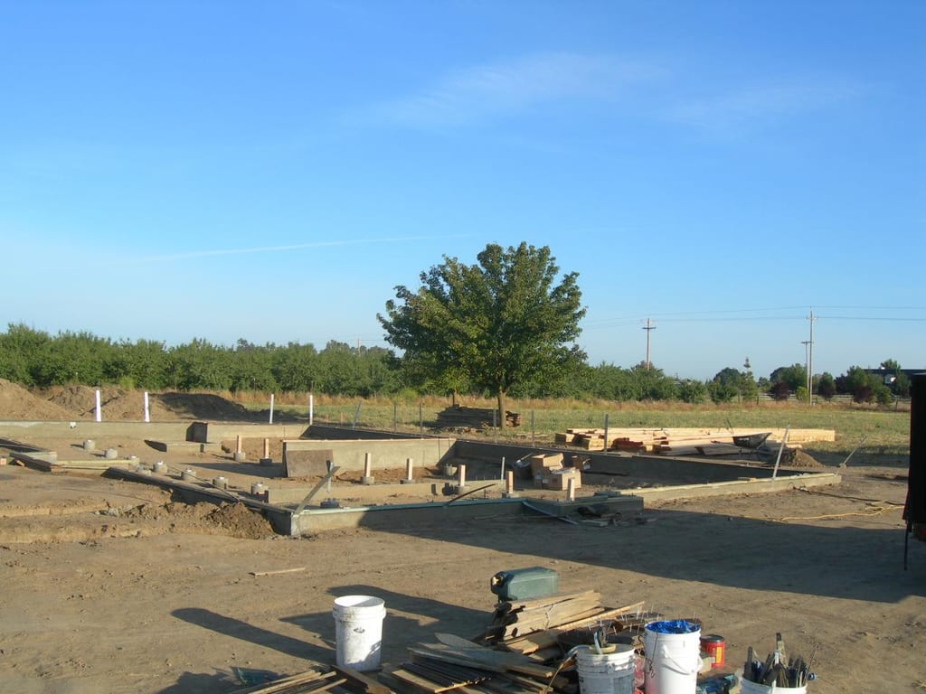 Chowchilla custom home foundation and groundwork: Chowchilla custom home foundation and groundwork: construction progress and structural craftsmanship