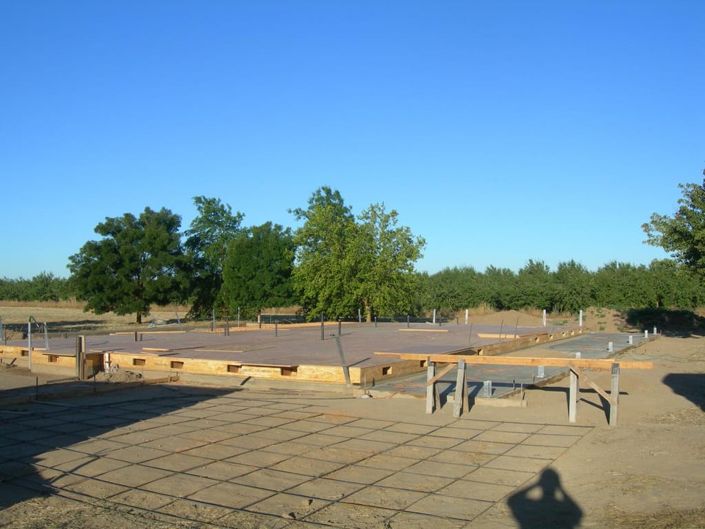 Chowchilla custom home foundation and groundwork: Chowchilla custom home foundation and groundwork: construction progress and structural craftsmanship