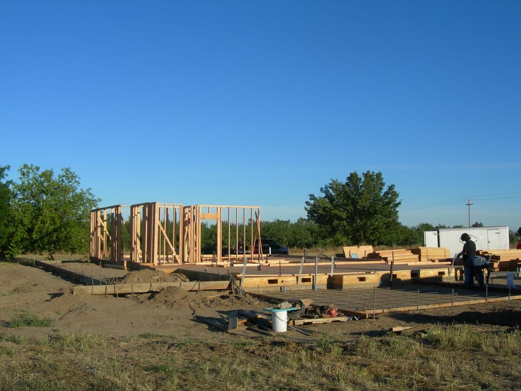Chowchilla custom home foundation and groundwork: Chowchilla custom home foundation and groundwork: construction progress and structural craftsmanship
