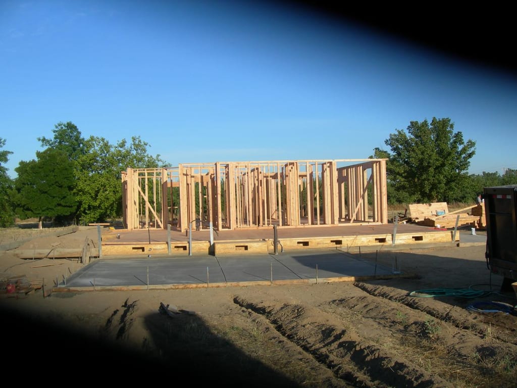 Chowchilla custom home foundation and groundwork: Chowchilla custom home foundation and groundwork: construction progress and structural craftsmanship