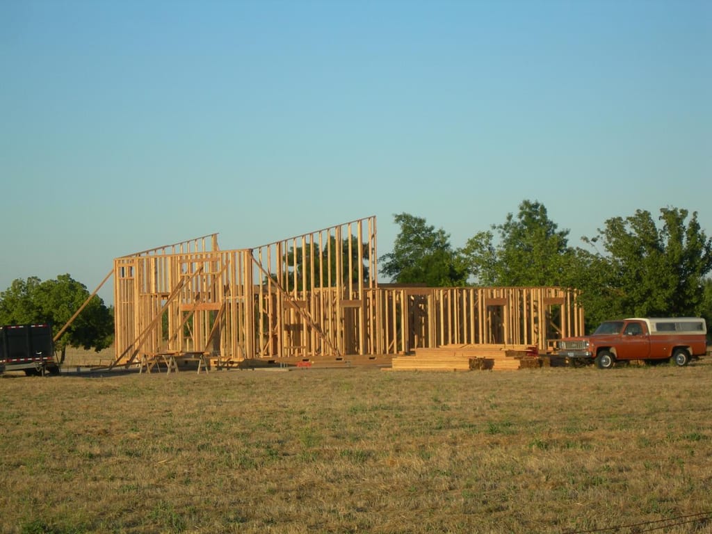 Chowchilla custom home foundation and groundwork: Chowchilla custom home foundation and groundwork: construction progress and structural craftsmanship
