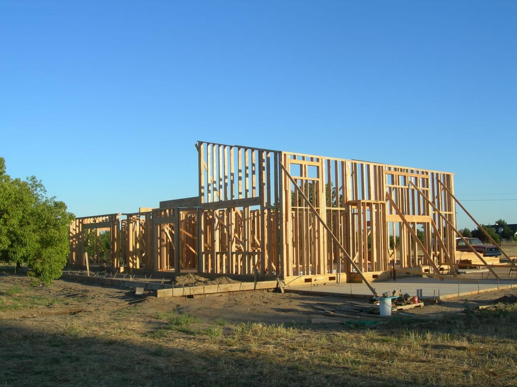 Chowchilla custom home foundation and groundwork: Chowchilla custom home foundation and groundwork: construction progress and structural craftsmanship