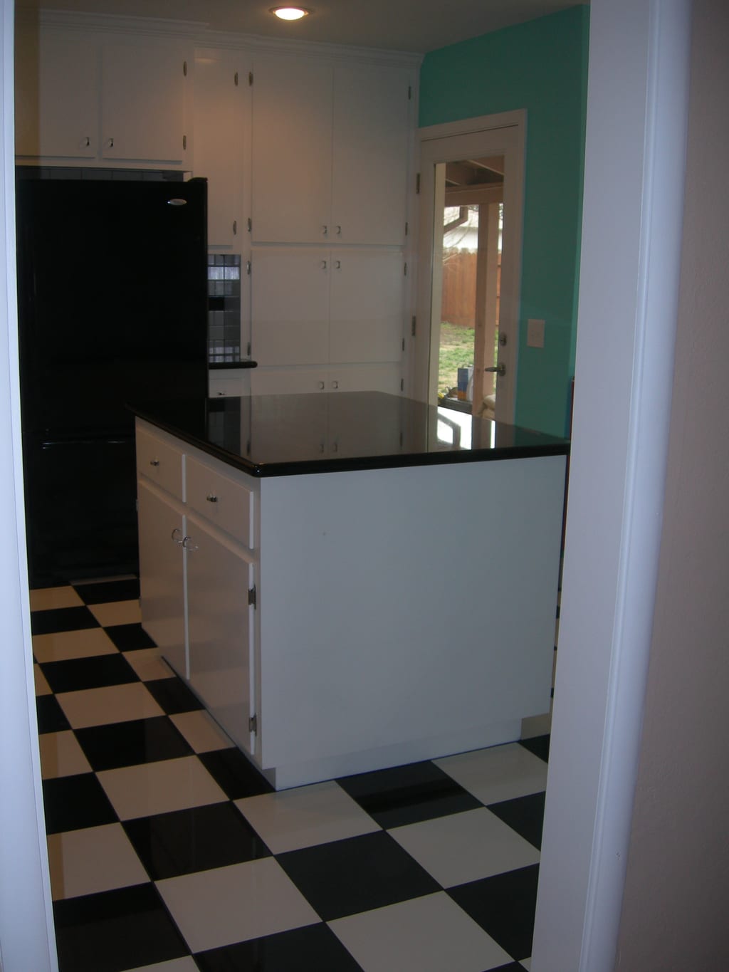 Bresline 1950s style diner kitchen: Bresline 1950s style diner kitchen: construction progress and structural craftsmanship