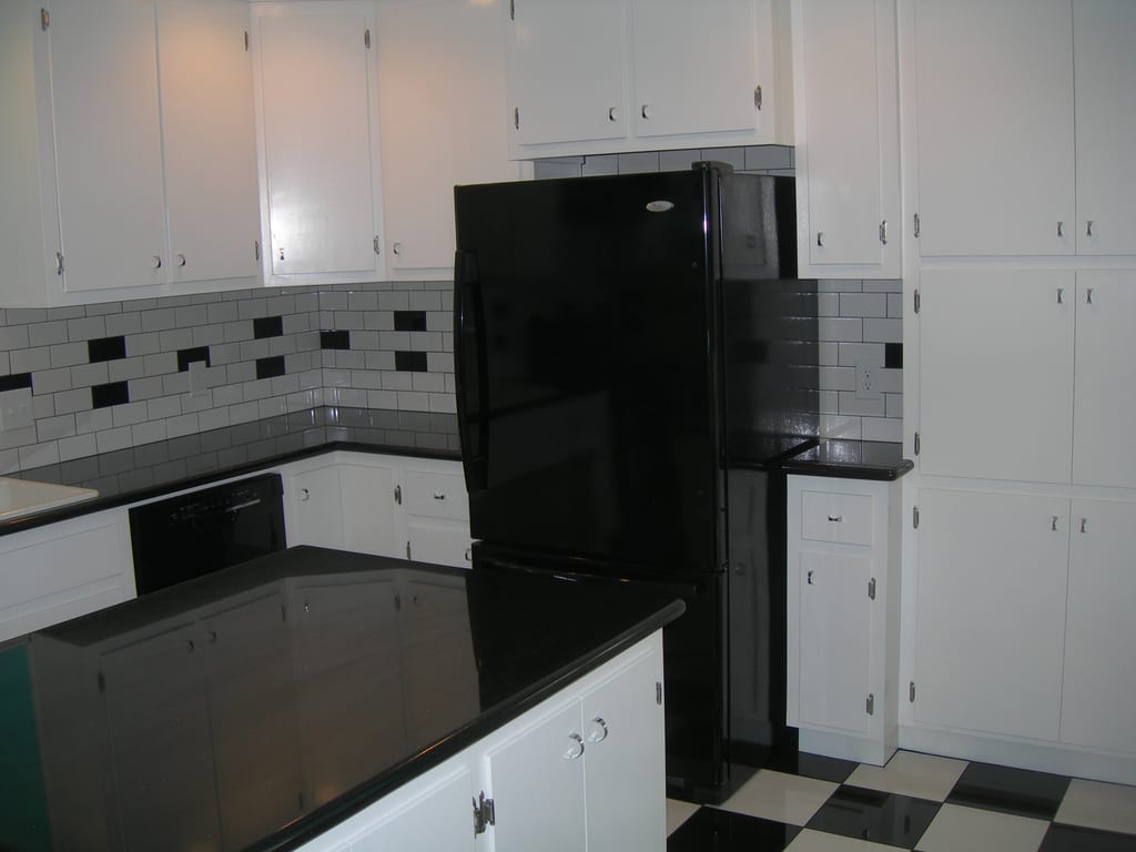 Bresline 1950s style diner kitchen: Bresline 1950s style diner kitchen: construction progress and structural craftsmanship