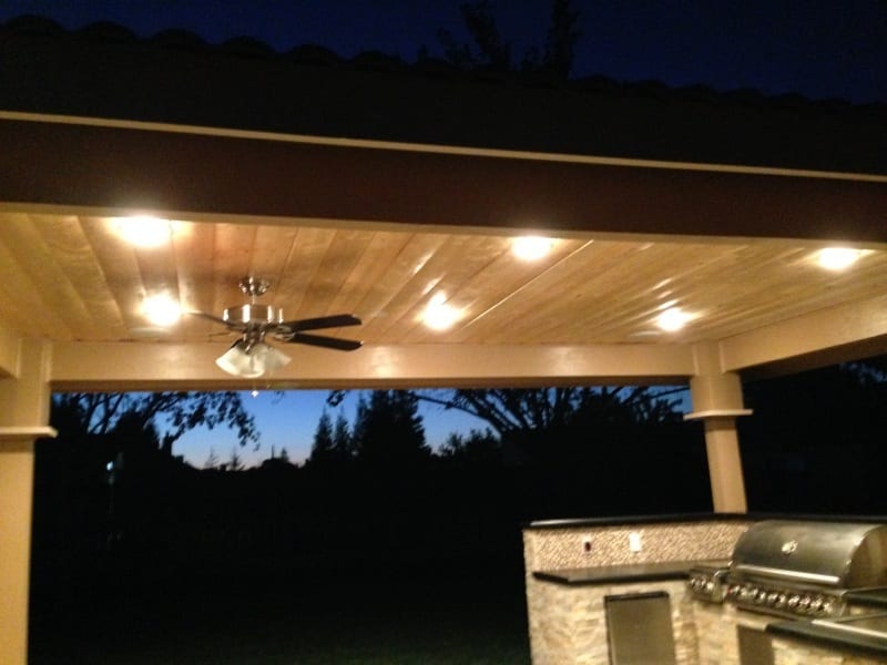 Covered stone outdoor kitchen: Covered stone outdoor kitchen: construction progress and structural craftsmanship