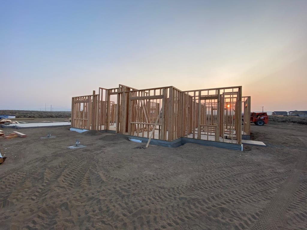 Custom built house in Minden: Custom built house in Minden: construction progress and structural craftsmanship