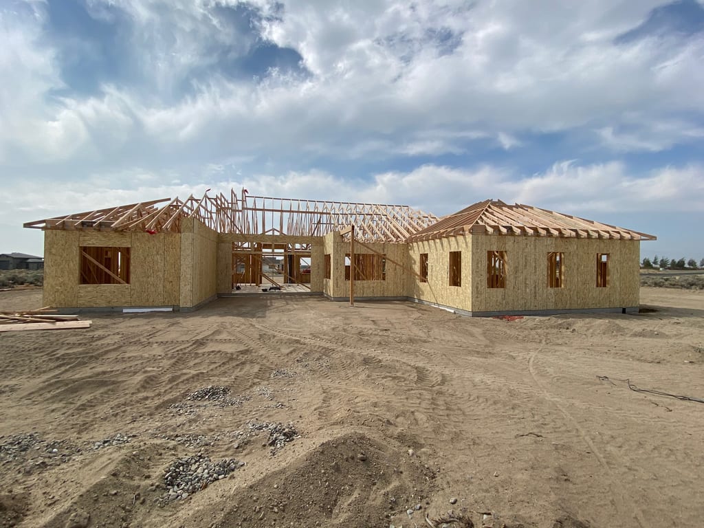 Custom built house in Minden: Custom built house in Minden: construction progress and structural craftsmanship