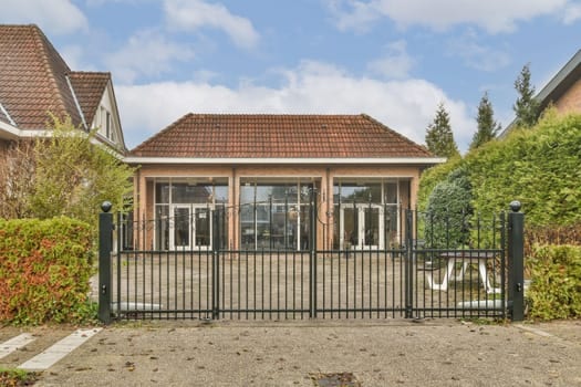 Custom gate design trends in Minden-Gardnerville: Carson Valley construction field note